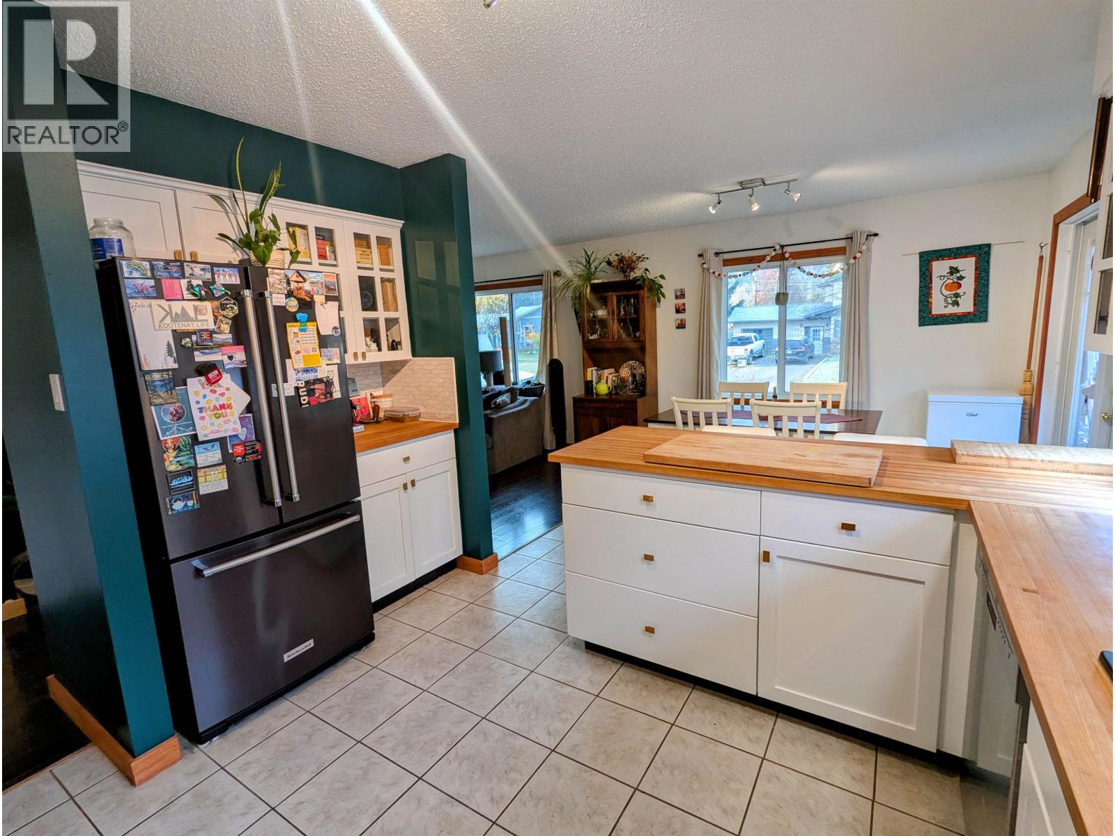 4256 Broadway Avenue, Smithers, British Columbia  V0J 2N0 - Photo 15 - R3176901