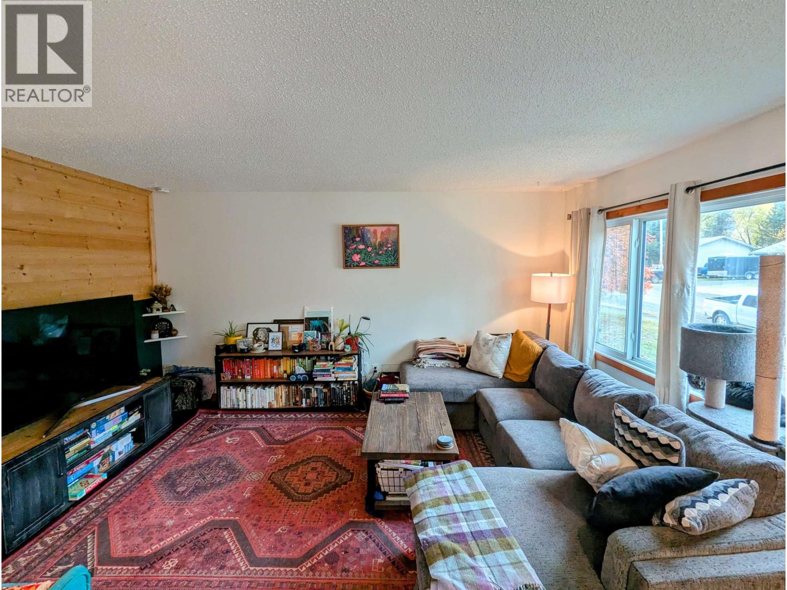 4256 Broadway Avenue, Smithers, British Columbia  V0J 2N0 - Photo 8 - R3176901