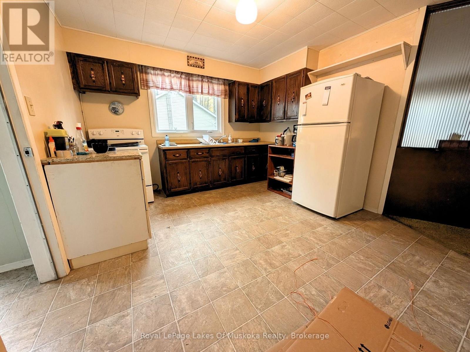 64 Lakeshore Drive, Strong, Ontario  P0A 1Z0 - Photo 8 - X14099072
