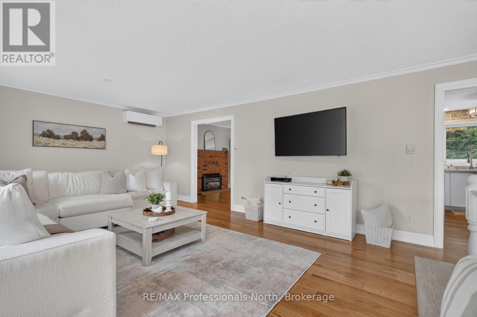 55 Westvale Drive, Bracebridge (Monck (Bracebridge)), Ontario  P1L 1B3 - Photo 6 - X14099114