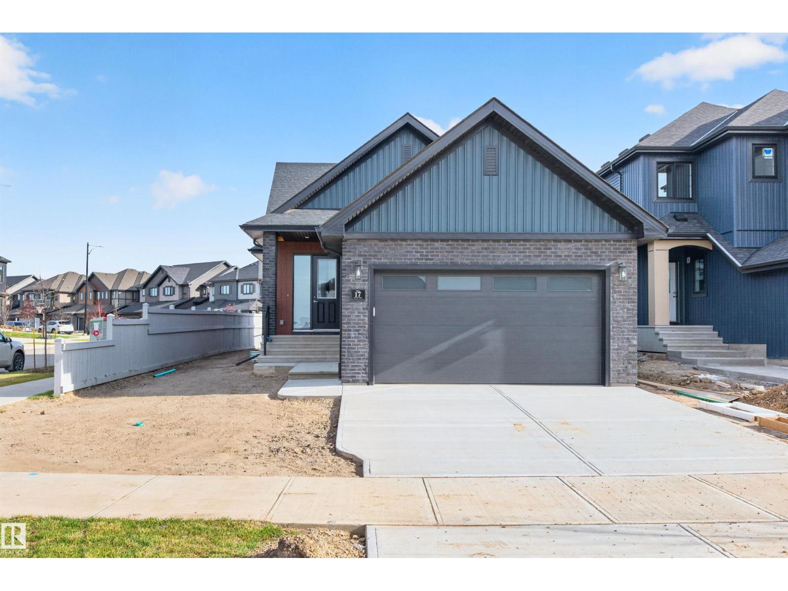 17 Cloutier Cl, St. Albert, Alberta T8N 4H7 - Photo 2 - E4503886