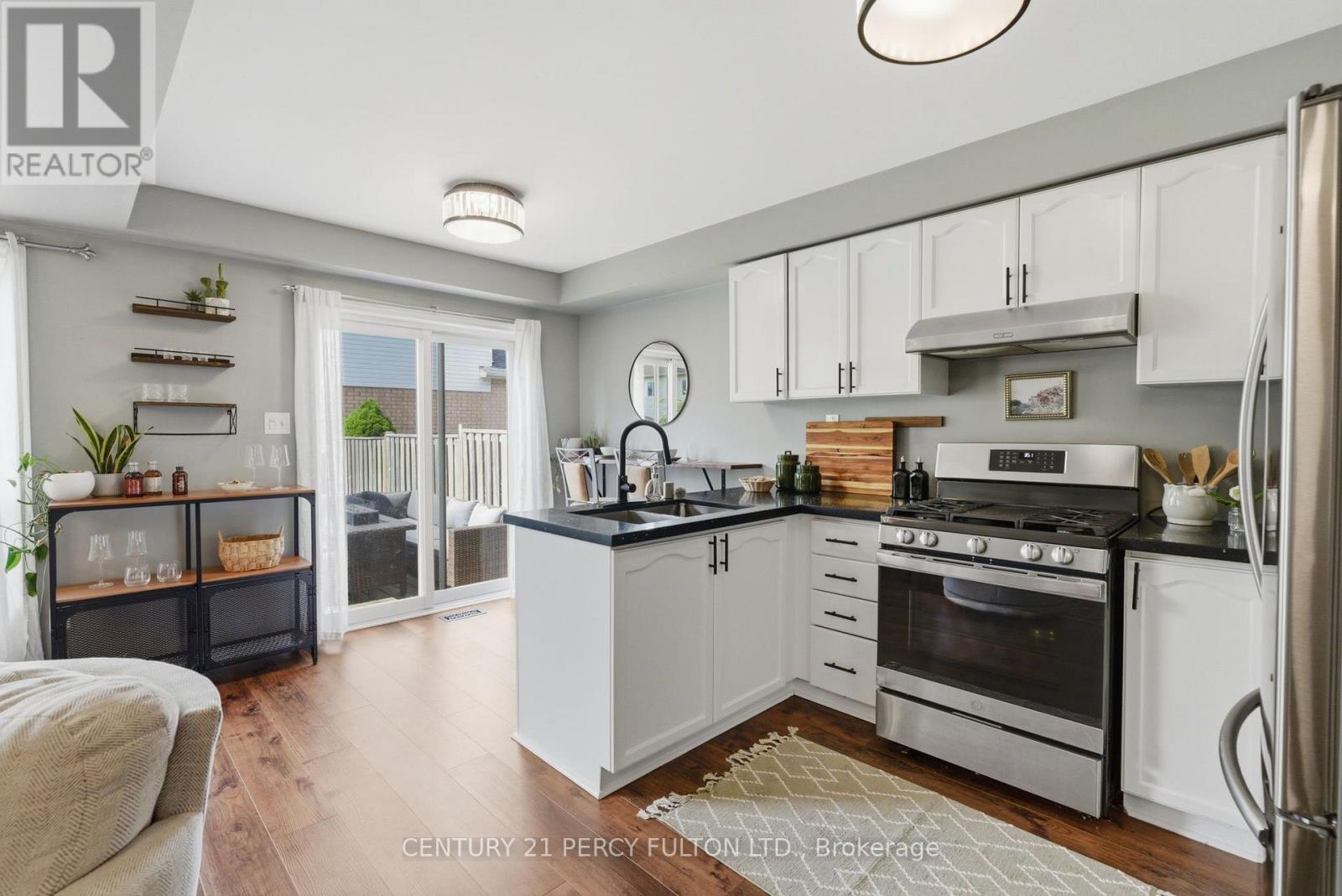 42 Cecil Found Crescent, Clarington, Ontario  L1E 2W1 - Photo 9 - E14099026