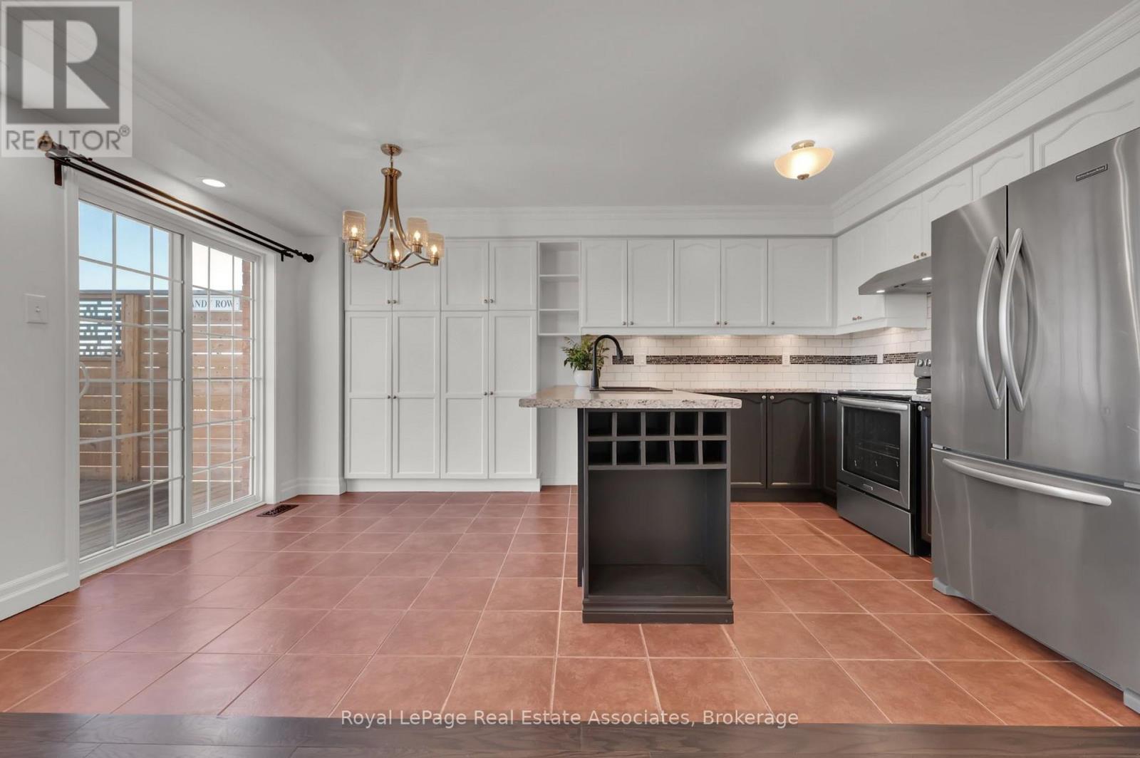 31 Crockett Place, Clarington, Ontario  L1C 5P4 - Photo 8 - E14099074