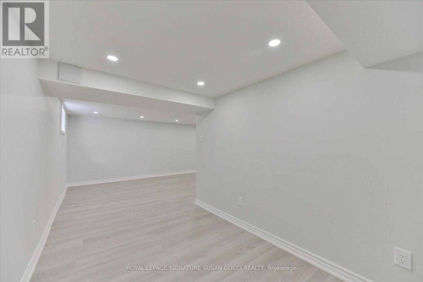 22 Holland Avenue, Toronto, Ontario  M4B 2C5 - Photo 30 - E14099122