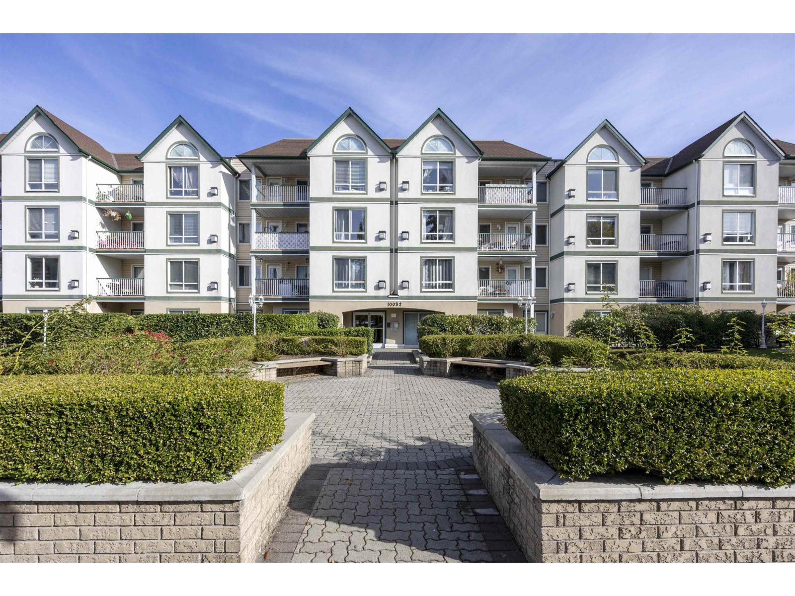 213 10082 132 STREET, surrey, British Columbia