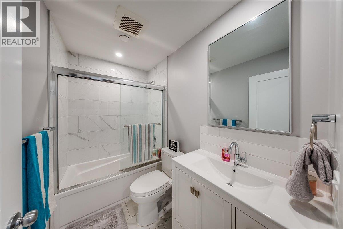 2440 Mcbride Street, Trail, British Columbia  V1R 3A6 - Photo 37 - 10403971