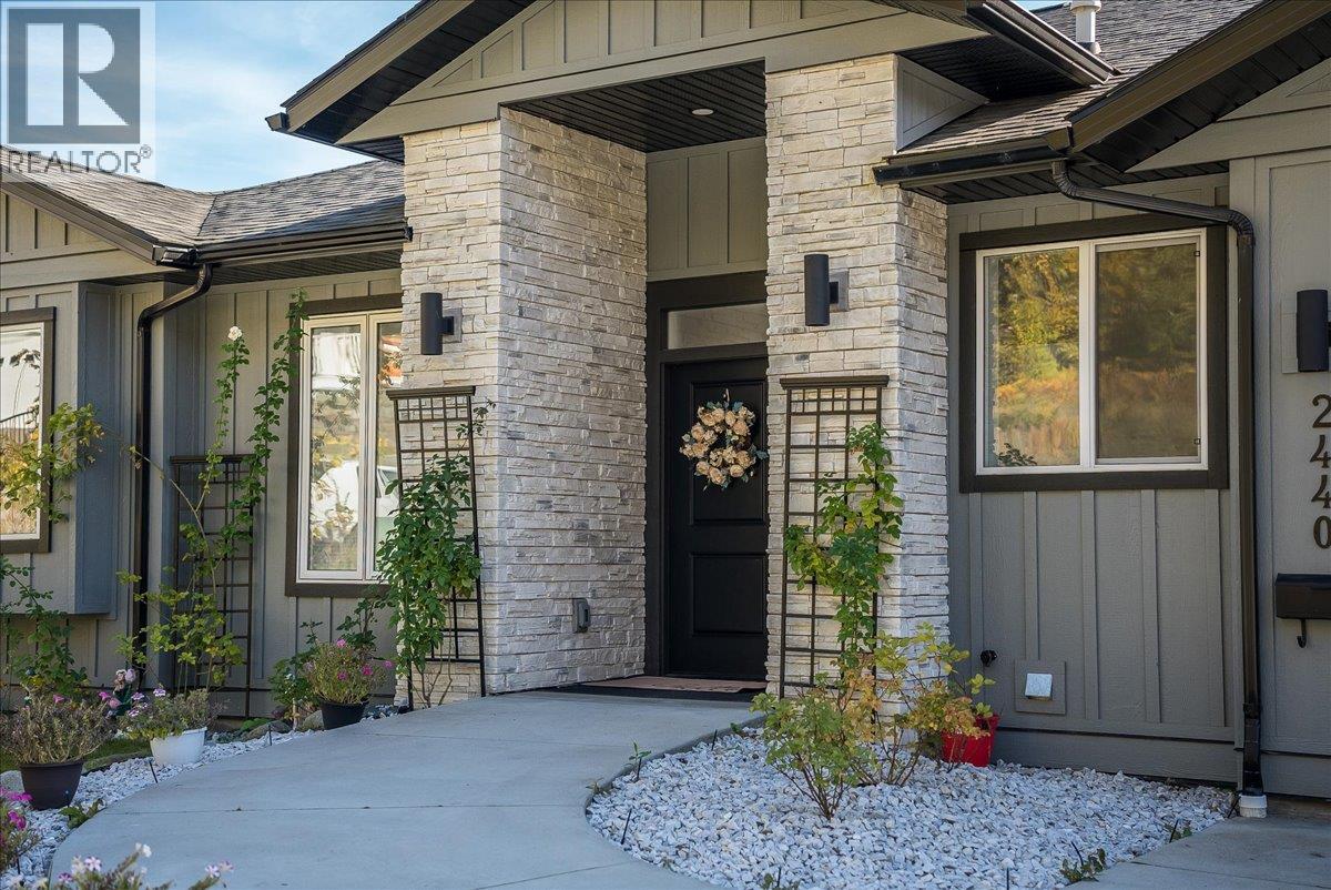 2440 Mcbride Street, Trail, British Columbia  V1R 3A6 - Photo 59 - 10403971
