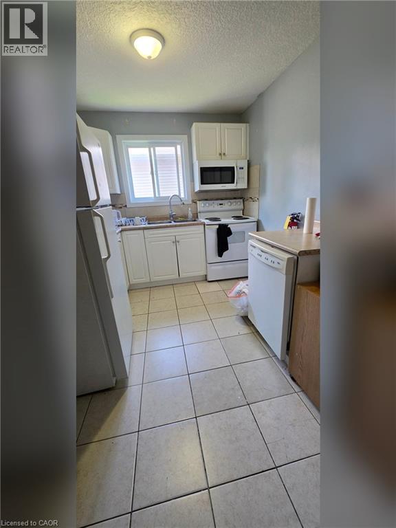 23 Fir Street, Waterloo, Ontario  N2L 3H4 - Photo 12 - 40872703