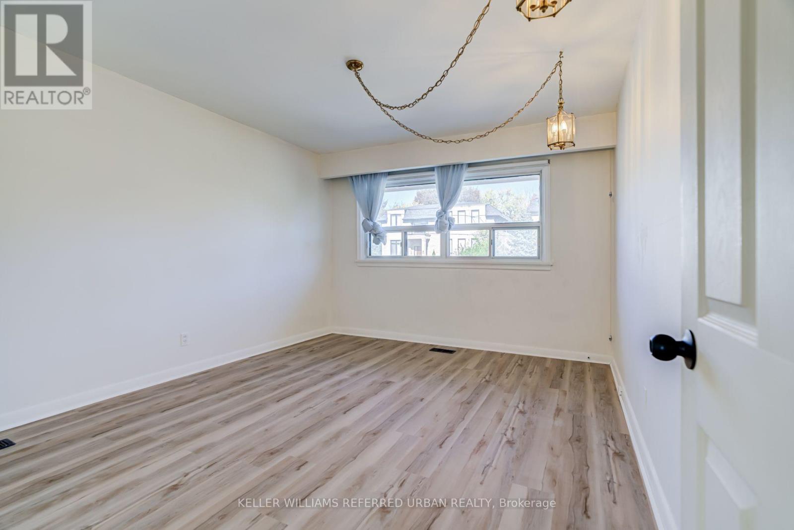 153 Newton Drive, Toronto, Ontario  M2M 2N4 - Photo 21 - C14098308