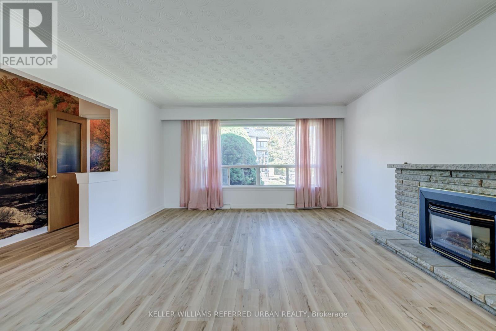153 Newton Drive, Toronto, Ontario  M2M 2N4 - Photo 9 - C14098308