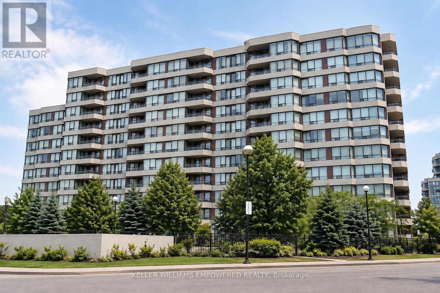 Ph106 - 81 Townsgate Drive, Vaughan, Ontario  L4J 8E6 - Photo 2 - N13779440
