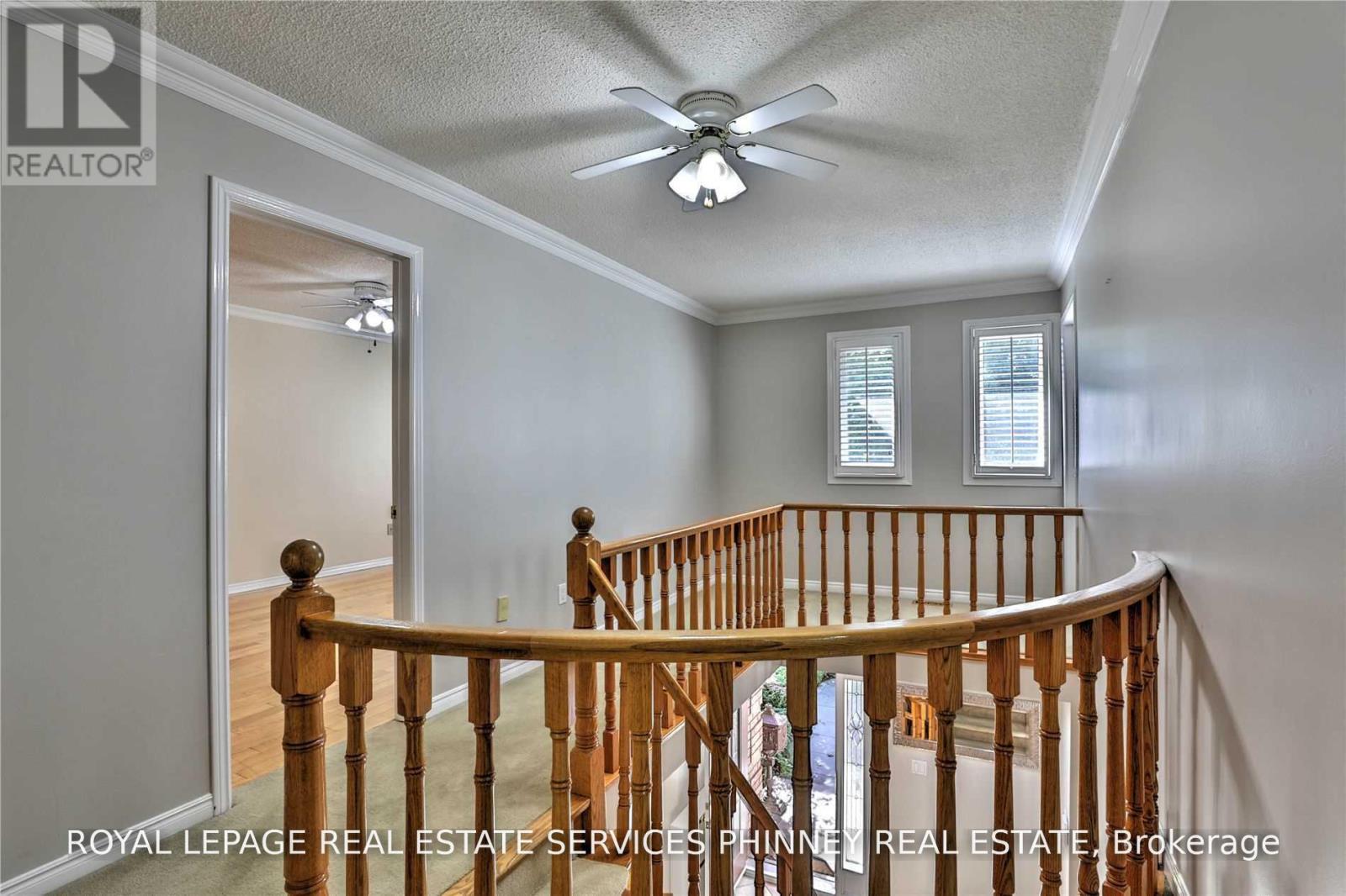 1004 Cutler Court, Mississauga, Ontario  L5H 4C9 - Photo 9 - W14099086