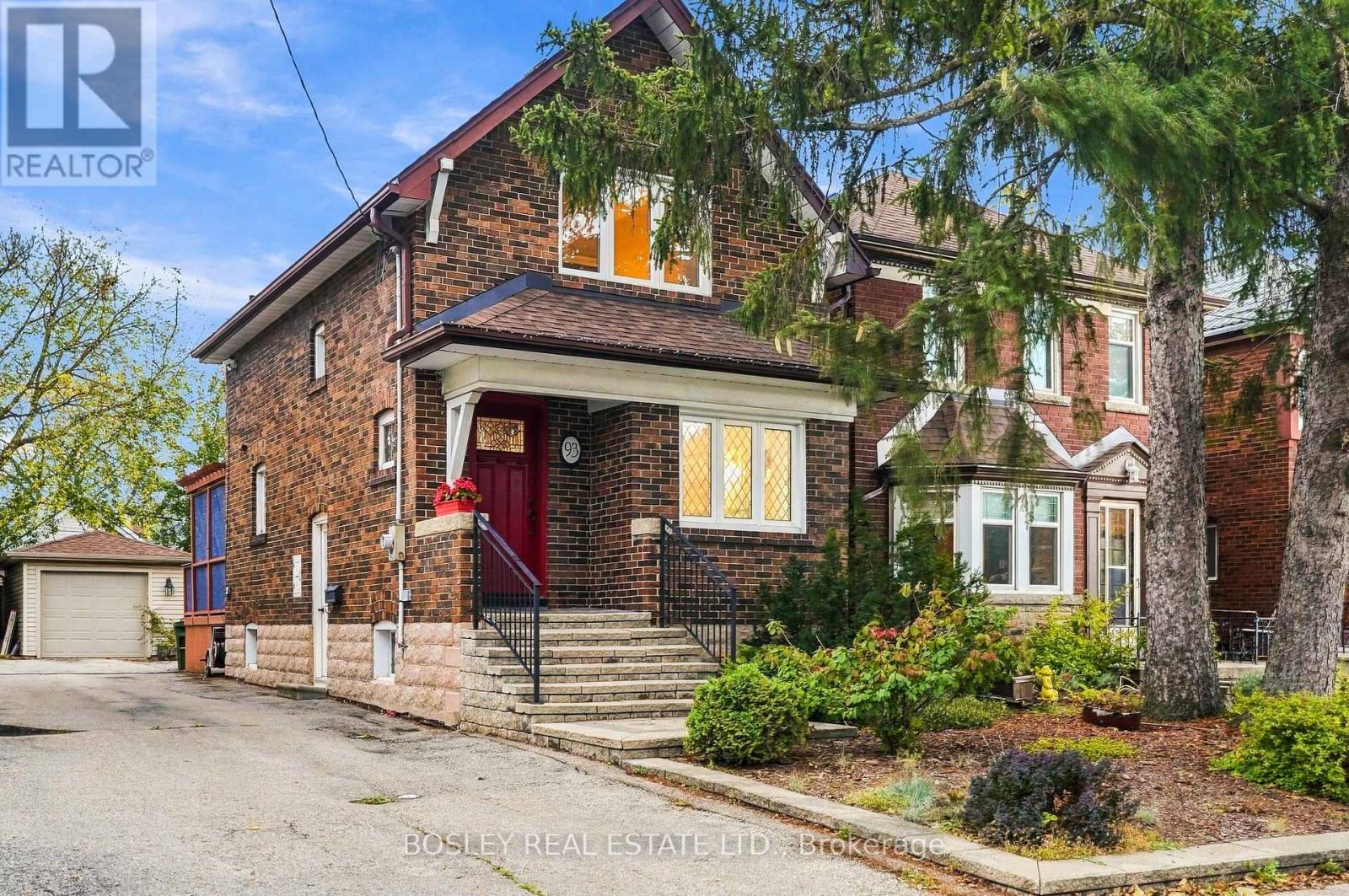 93 ELEVENTH STREET, Toronto, Ontario