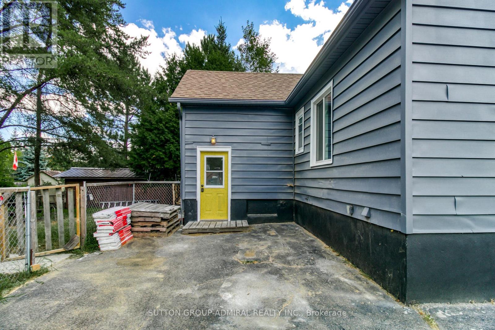 1942 Keen Street, Sudbury Remote Area, Ontario  P3B 1Y7 - Photo 6 - X14099064