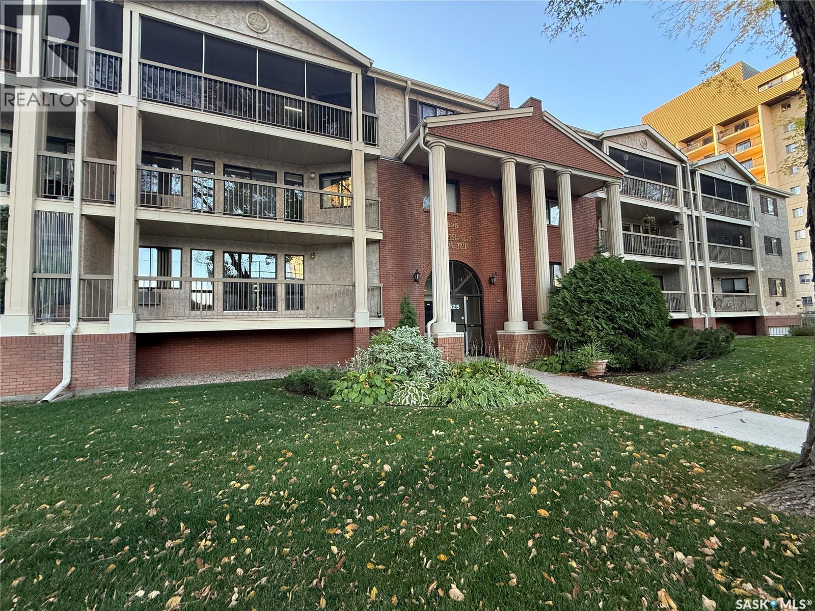 305 525 5th Avenue N, Saskatoon, Saskatchewan S7K 2R1 - Photo 1 - SK049902