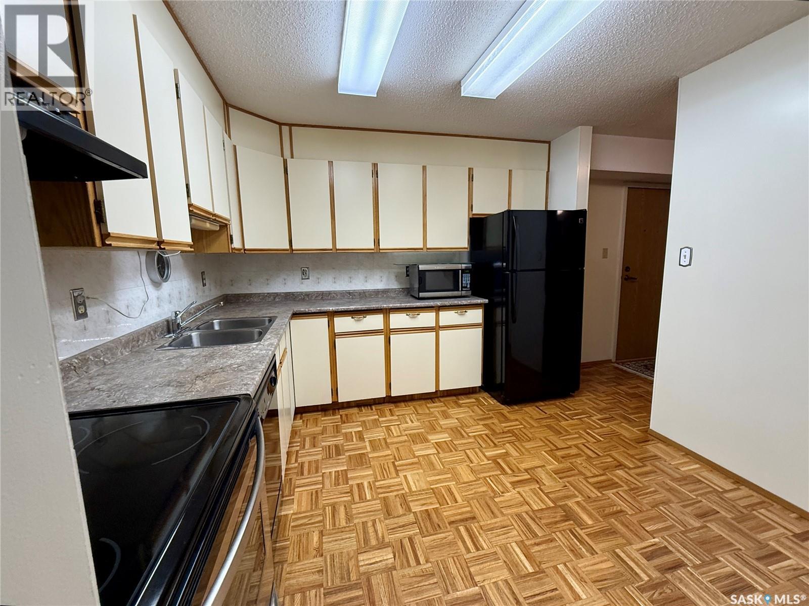 305 525 5th Avenue N, Saskatoon, Saskatchewan S7K 2R1 - Photo 6 - SK049902