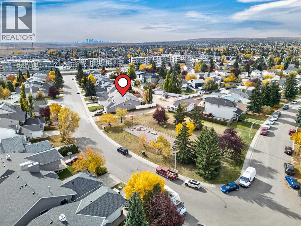 218 Coventry Close Ne, Calgary, Alberta  T3K 4A5 - Photo 5 - A2350922