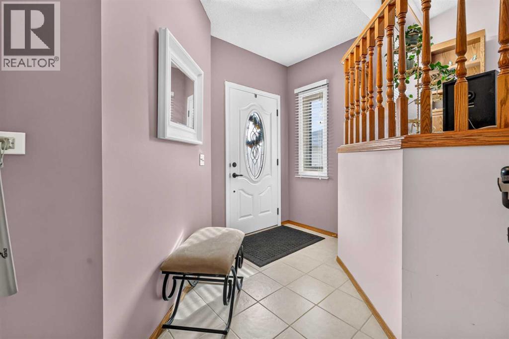 218 Coventry Close Ne, Calgary, Alberta  T3K 4A5 - Photo 7 - A2350922