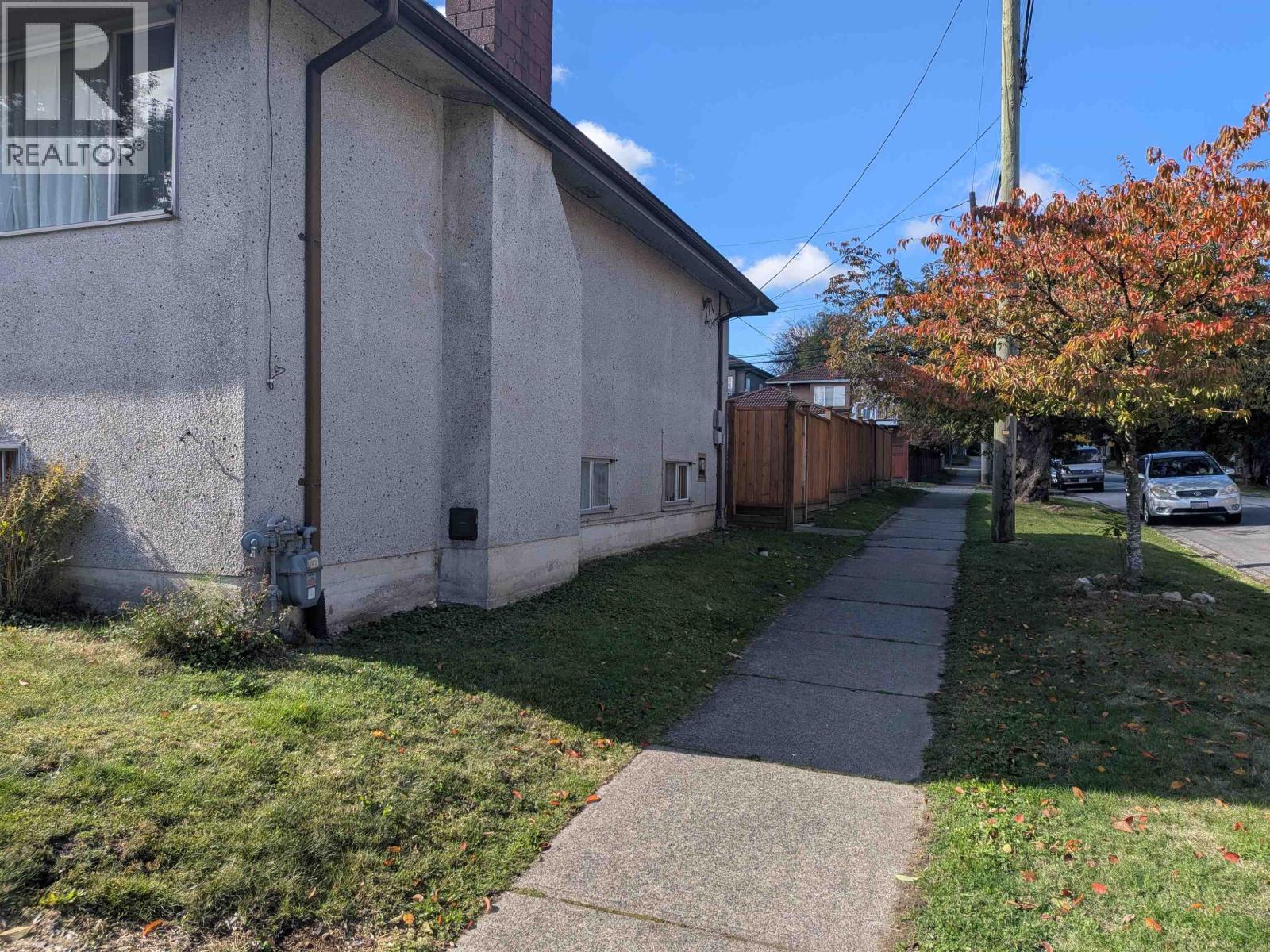 4505 Ross Street, Vancouver, British Columbia  V5V 4T8 - Photo 2 - R3175602