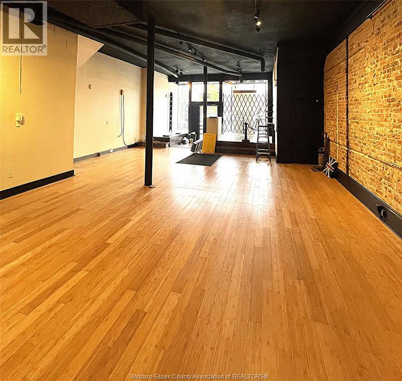 1719 Wyandotte Street East Unit# Main, Windsor, Ontario  N8Y 1C9 - Photo 6 - 26025787