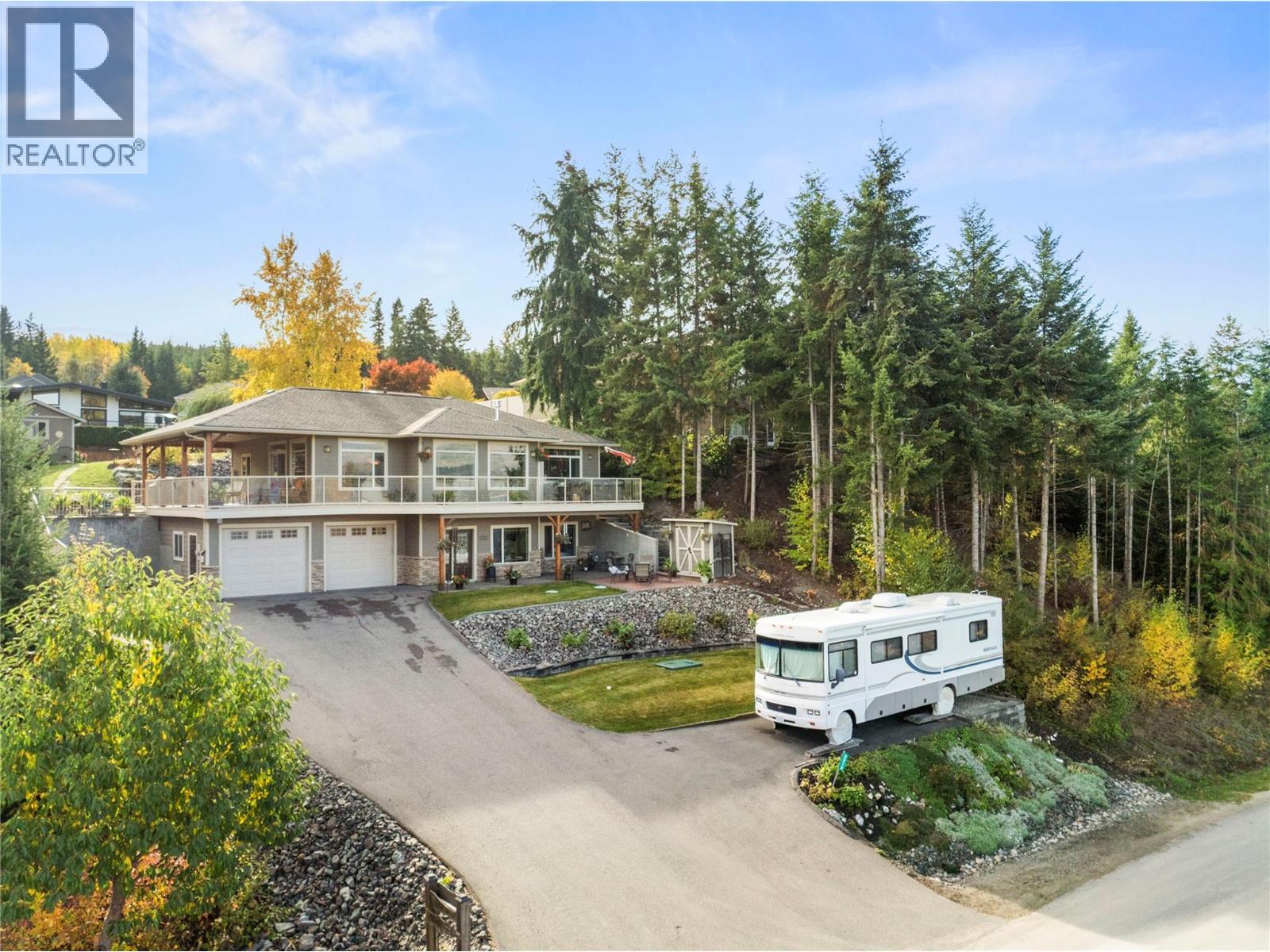 2212 Ta Lana Trail, Sorrento, British Columbia