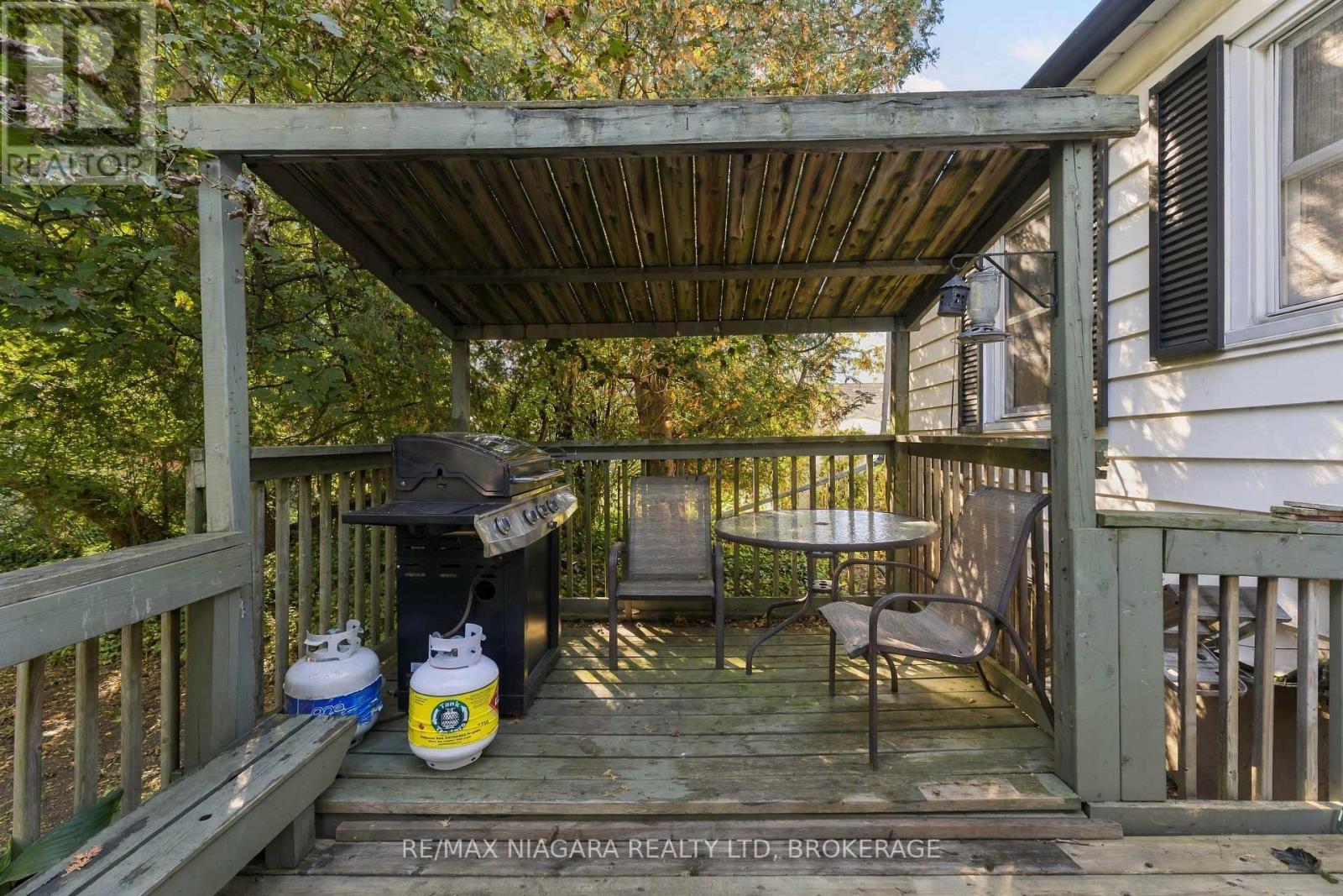 4 Walker Avenue, St. Catharines, Ontario  L2N 3L6 - Photo 29 - X14099266