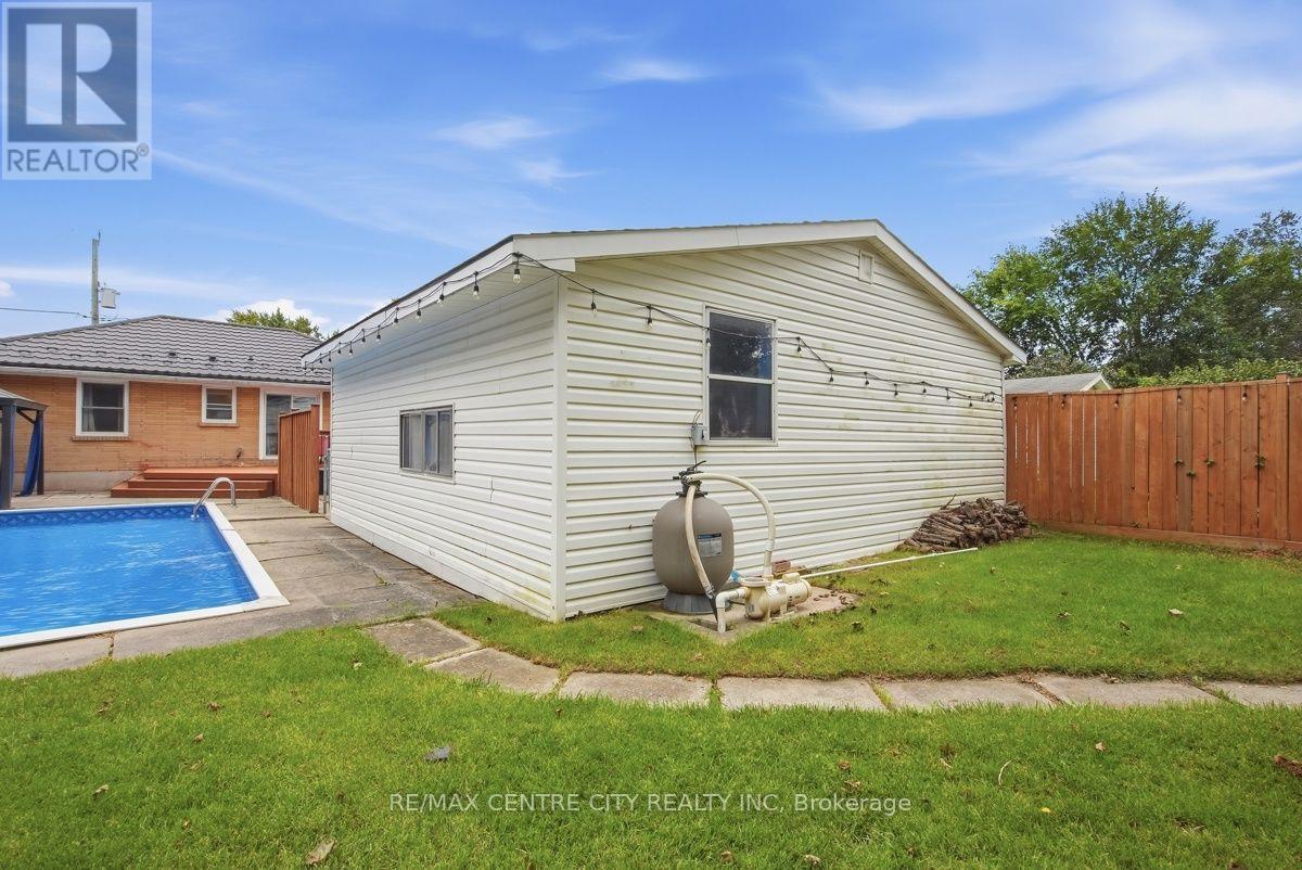 1570 Hansuld Street, London East, Ontario  N5V 1Y5 - Photo 44 - X13797448