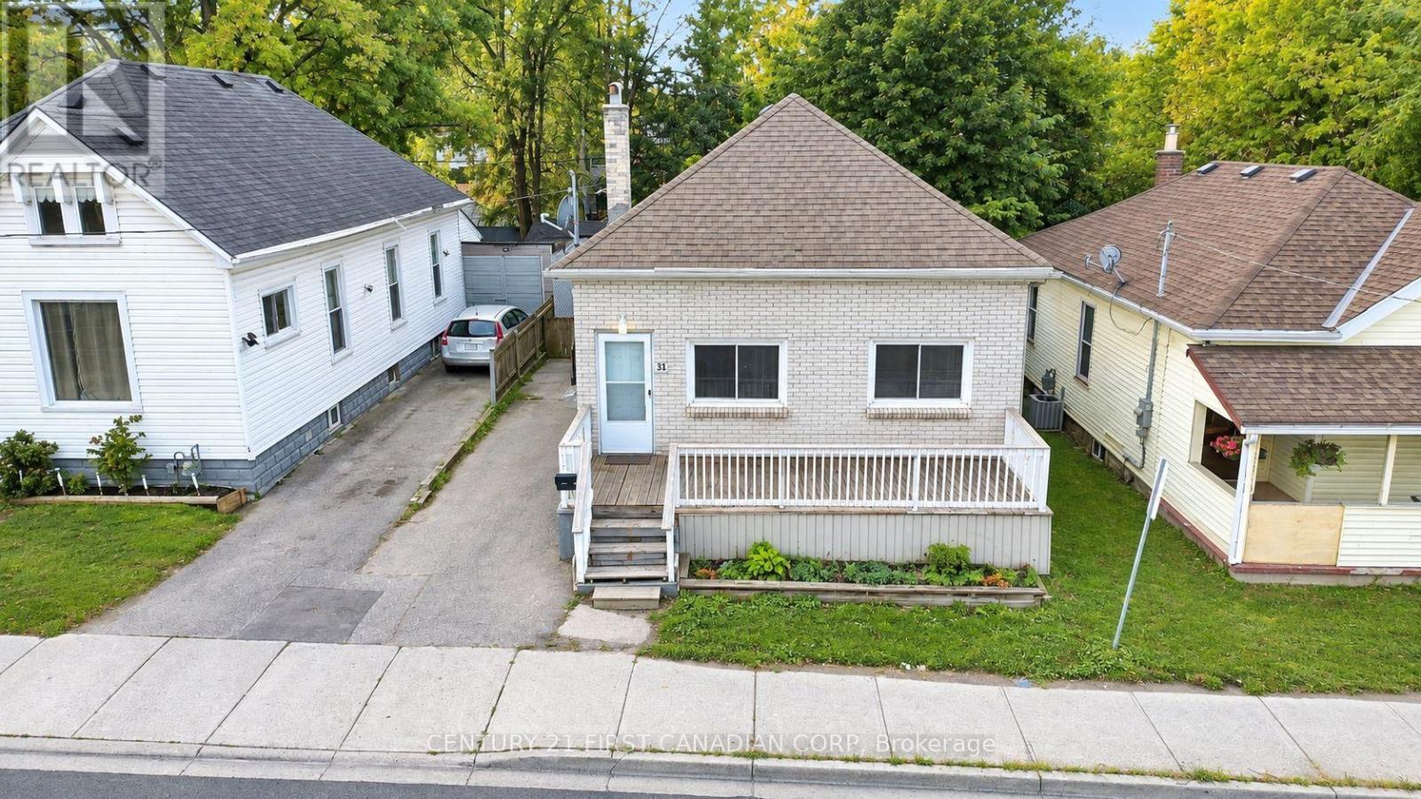 MAIN - 31 ADELAIDE STREET S, London South, Ontario