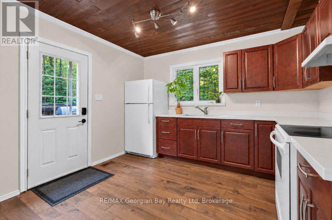 130 Desroches Trail, Tiny, Ontario  L9M 0H9 - Photo 3 - S14099256