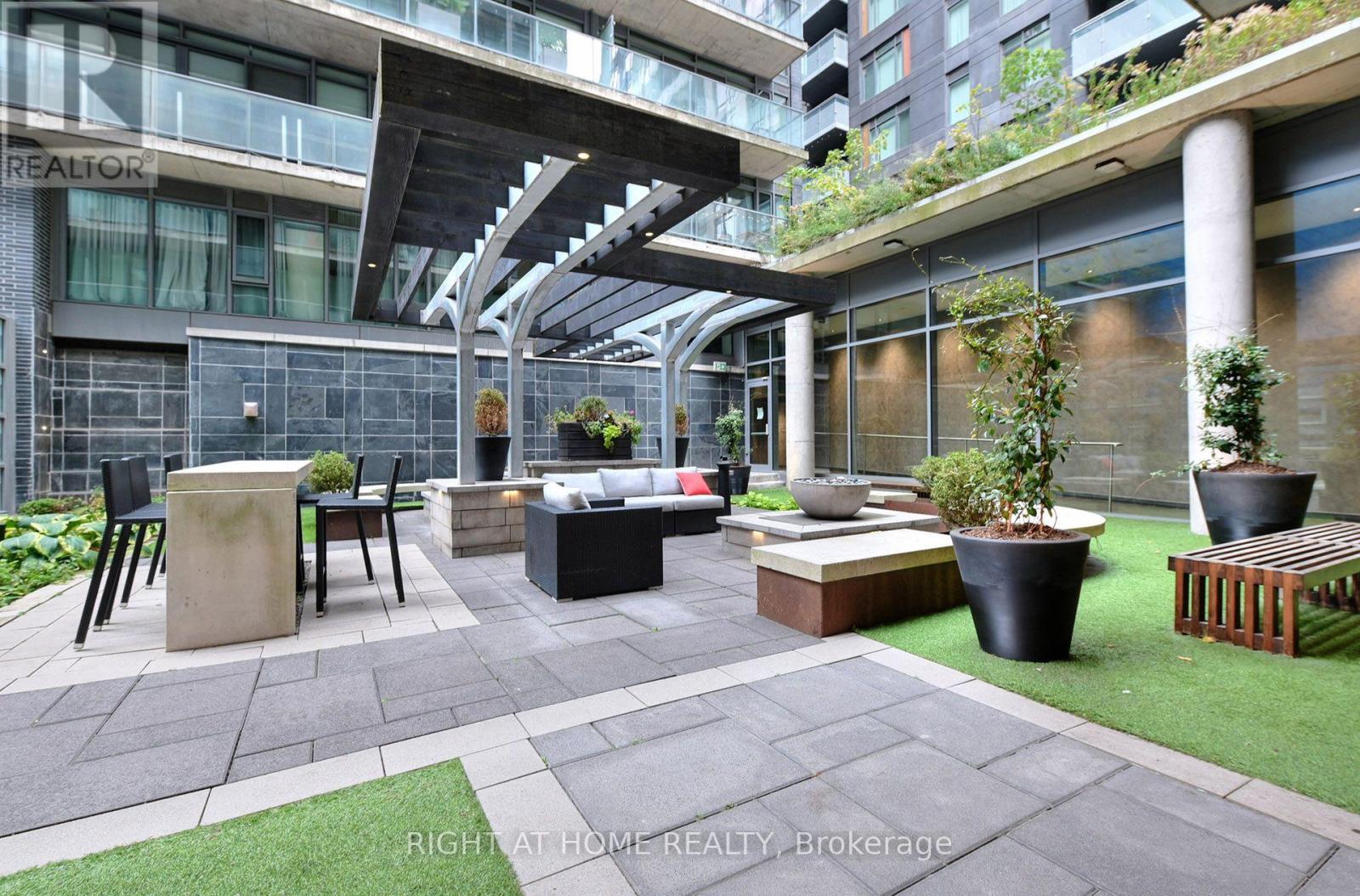 422 - 95 Bathurst Street, Toronto, Ontario  M5V 0H7 - Photo 28 - C14099240