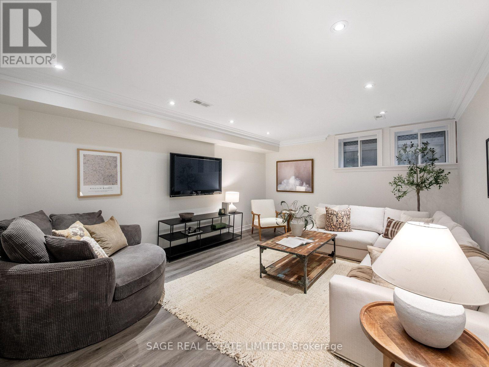 18a Sherwood Avenue, Toronto, Ontario  M4P 2A7 - Photo 32 - C14099262