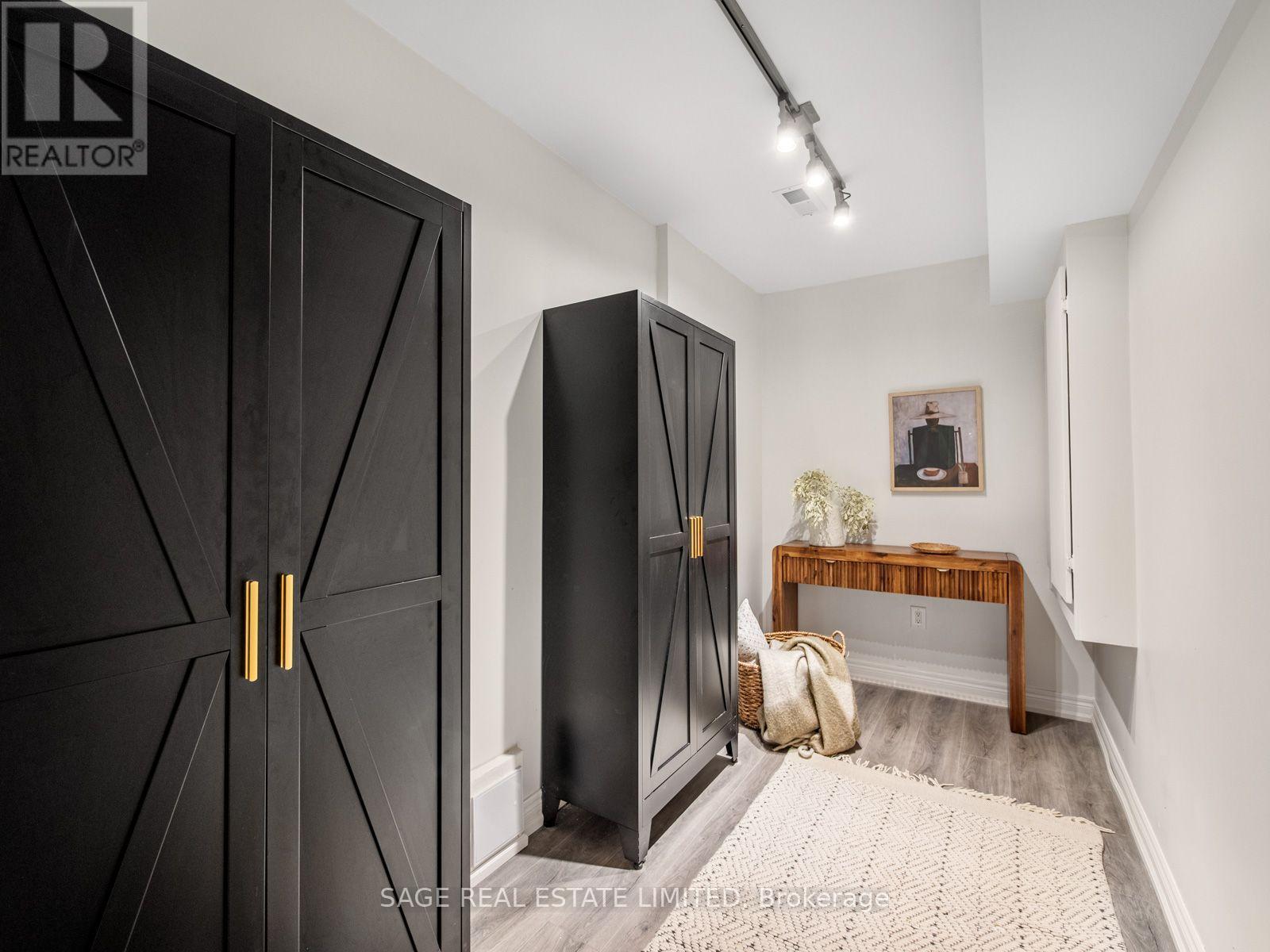 18a Sherwood Avenue, Toronto, Ontario  M4P 2A7 - Photo 37 - C14099262
