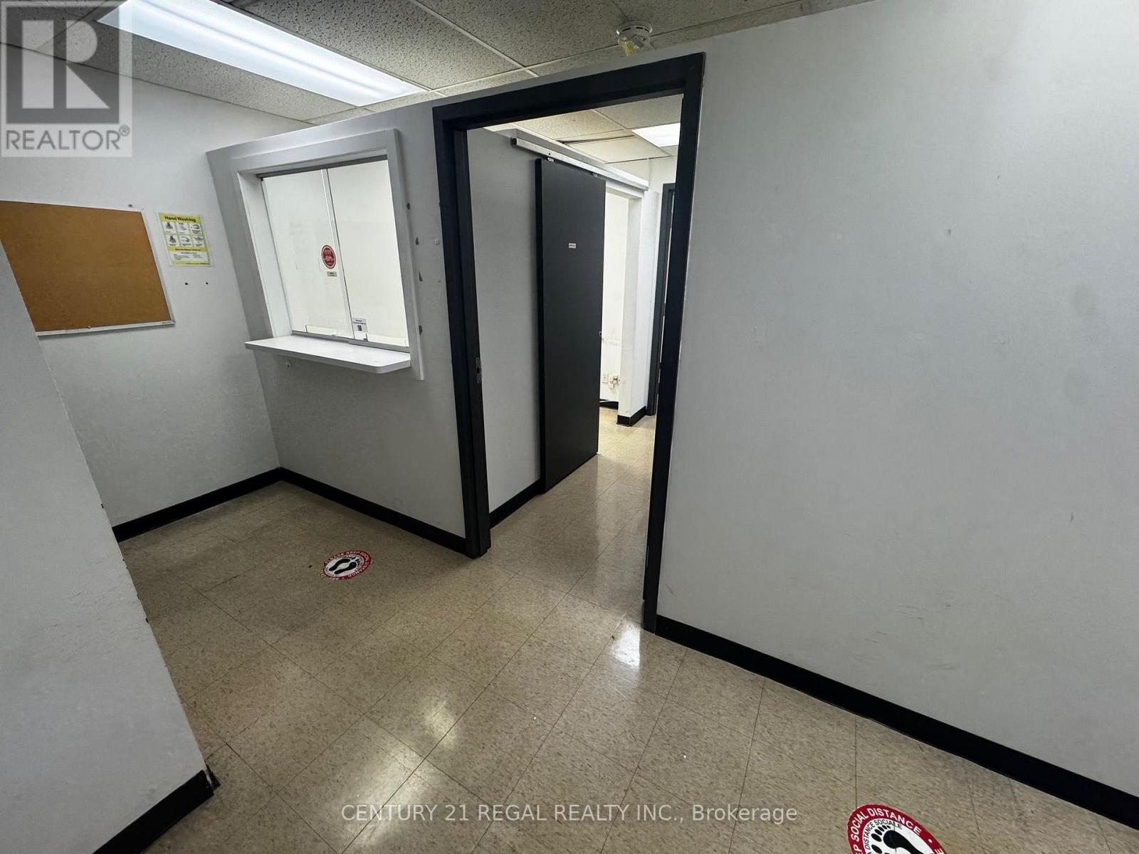 203 - 622 College Street, Toronto, Ontario  M6G 1B4 - Photo 4 - C14099280