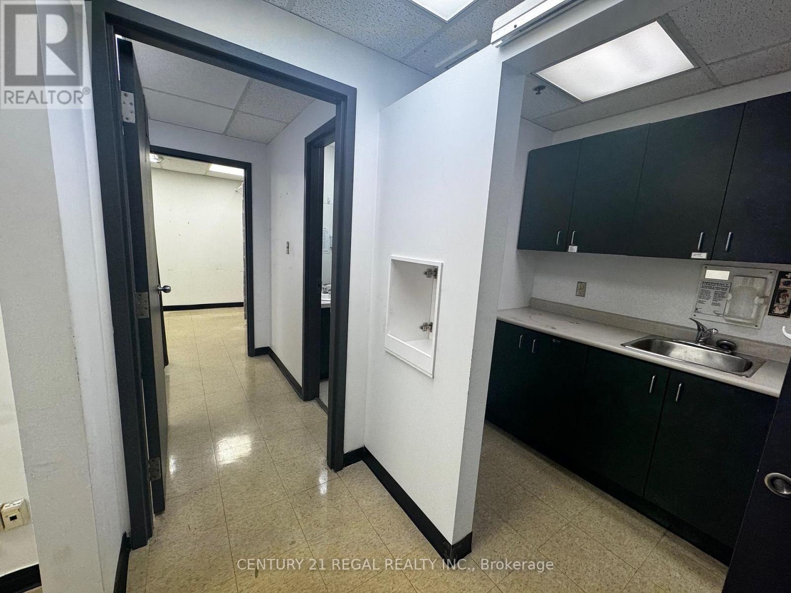 203 - 622 College Street, Toronto, Ontario  M6G 1B4 - Photo 7 - C14099280