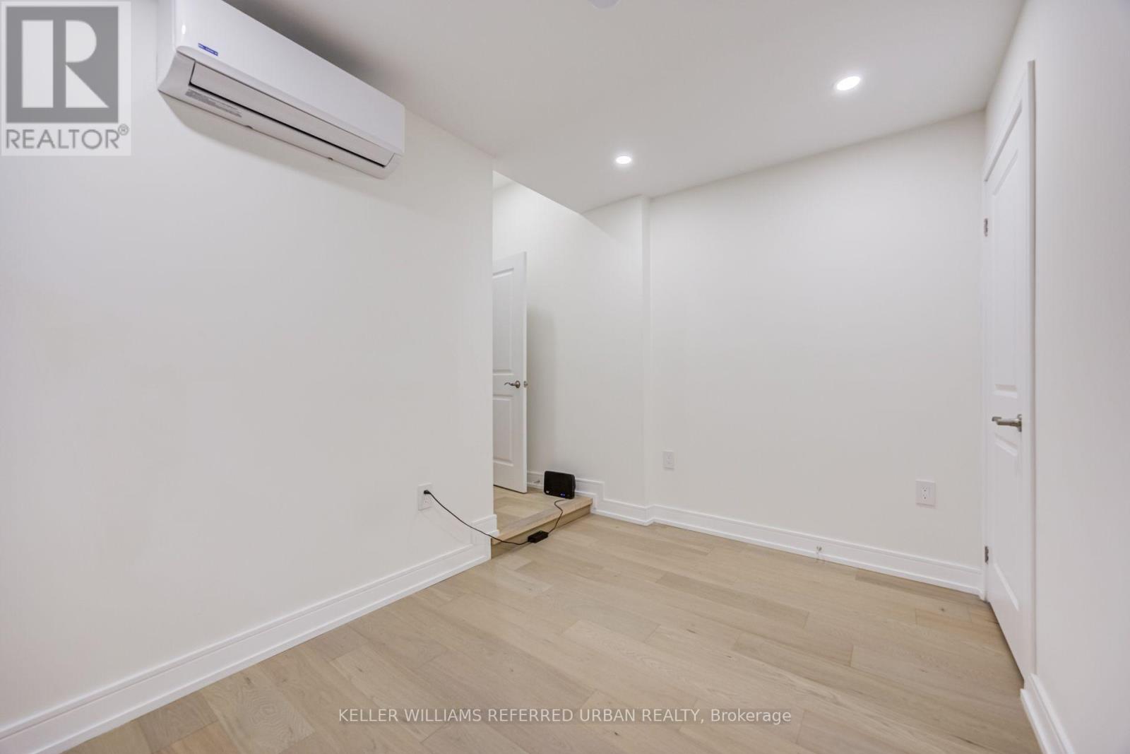 3455 Yonge Street, Toronto, Ontario  M4N 2N3 - Photo 20 - C14099300