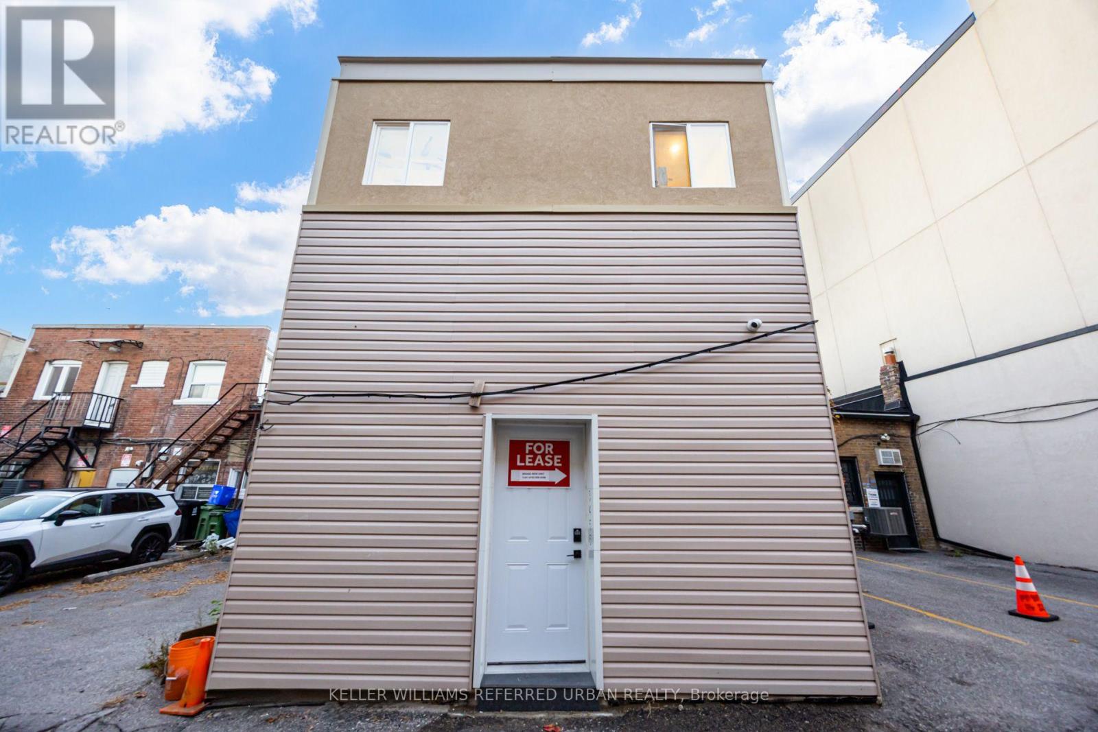 3455 Yonge Street, Toronto, Ontario  M4N 2N3 - Photo 3 - C14099300