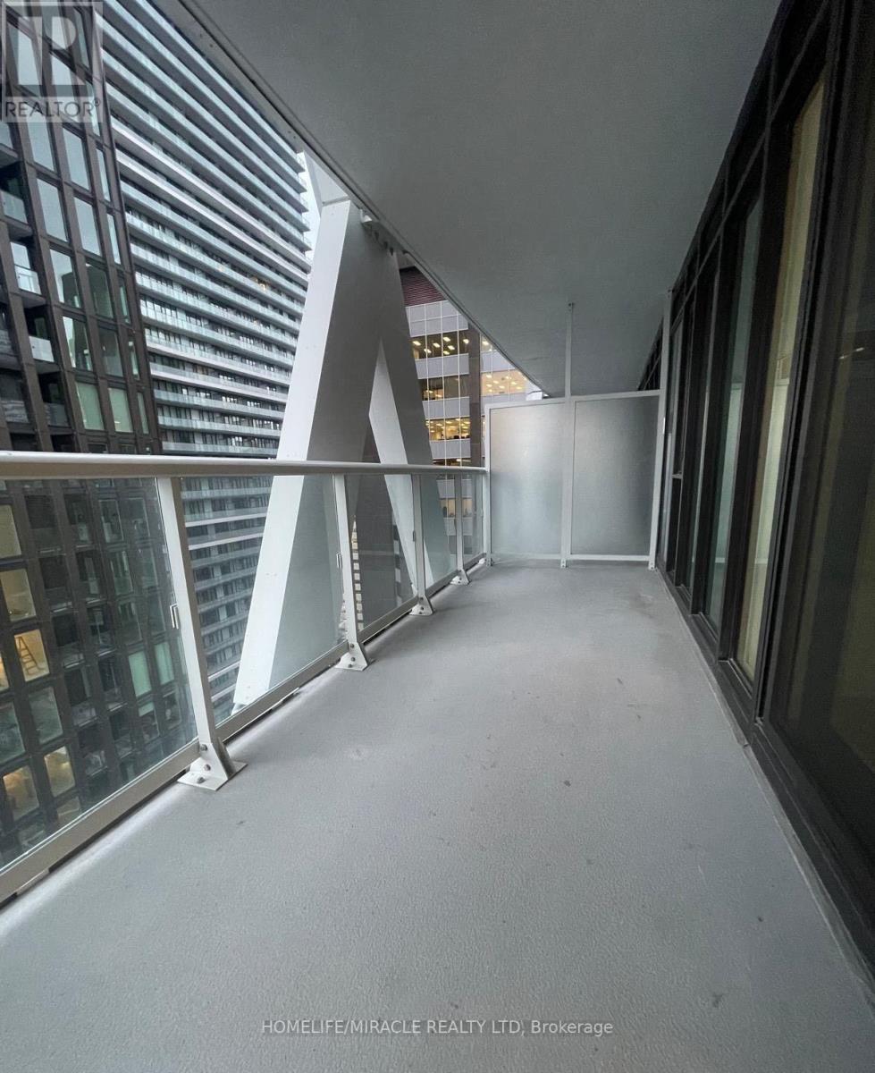 2421 - 230 SIMCOE STREET, toronto (kensington-chinatown), Ontario