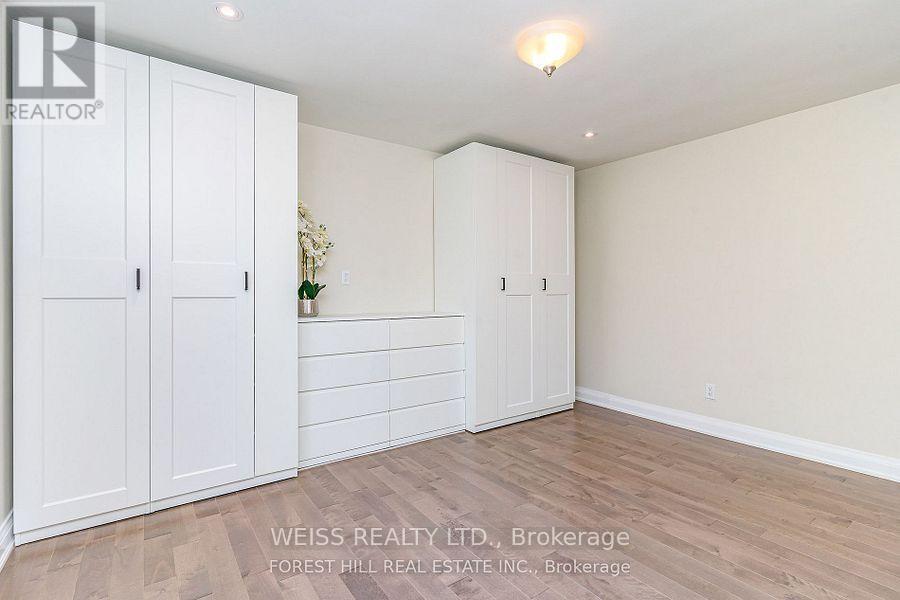 65 Prince Charles Drive, Toronto, Ontario  M6A 2H4 - Photo 20 - C14099404