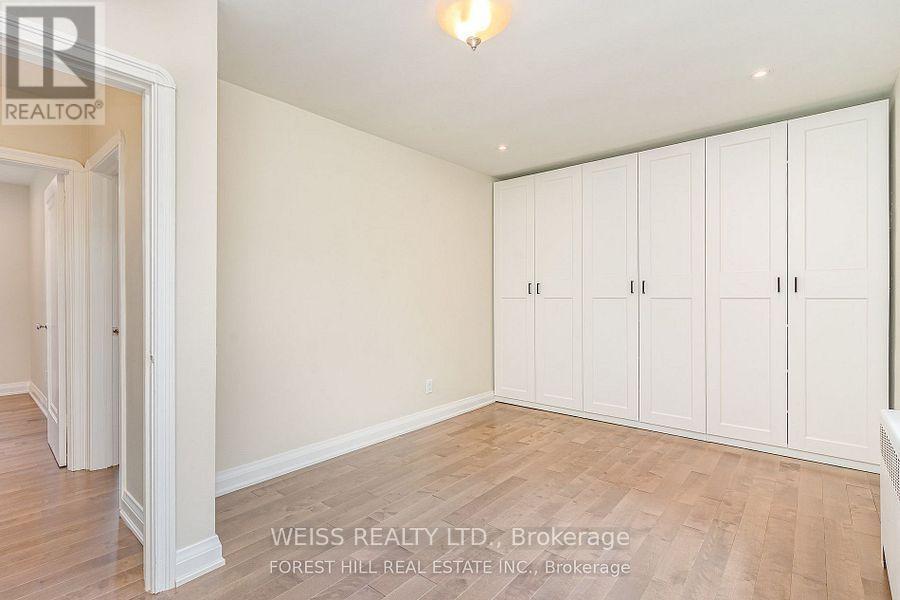 65 Prince Charles Drive, Toronto, Ontario  M6A 2H4 - Photo 21 - C14099404