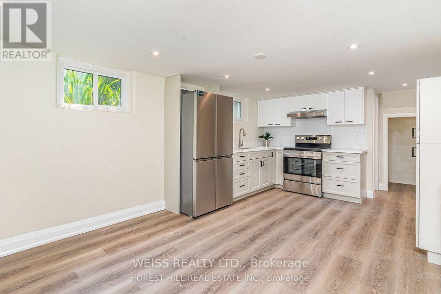 65 Prince Charles Drive, Toronto, Ontario  M6A 2H4 - Photo 23 - C14099404