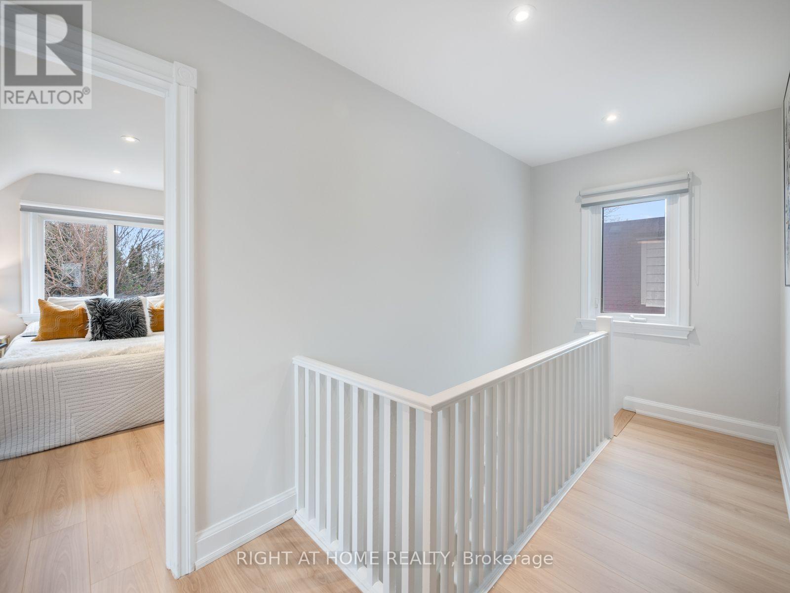 49 Amsterdam Avenue, Toronto, Ontario  M4B 2B9 - Photo 23 - E14099158