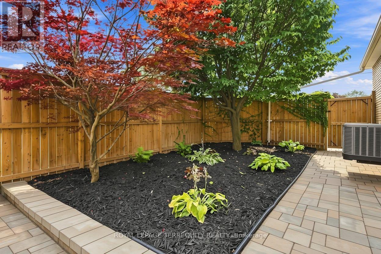 172 Central Park Boulevard S, Oshawa (Central), Ontario  L1H 5W7 - Photo 13 - E14099192