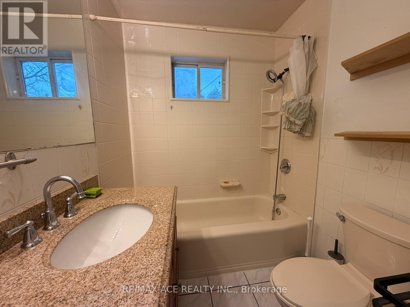 Main - 48 Ronway Crescent, Toronto (Woburn), Ontario  M1J 2S2 - Photo 9 - E14099216