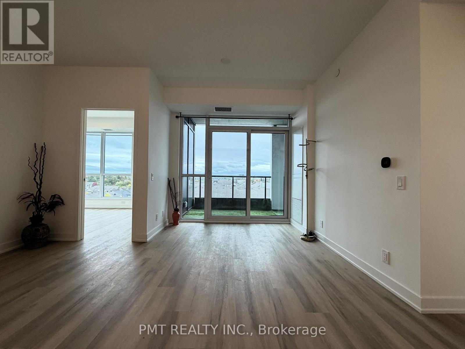 607 - 20 Deans Drive, Toronto (Clairlea-Birchmount), Ontario  M1L 0J7 - Photo 4 - E14099298