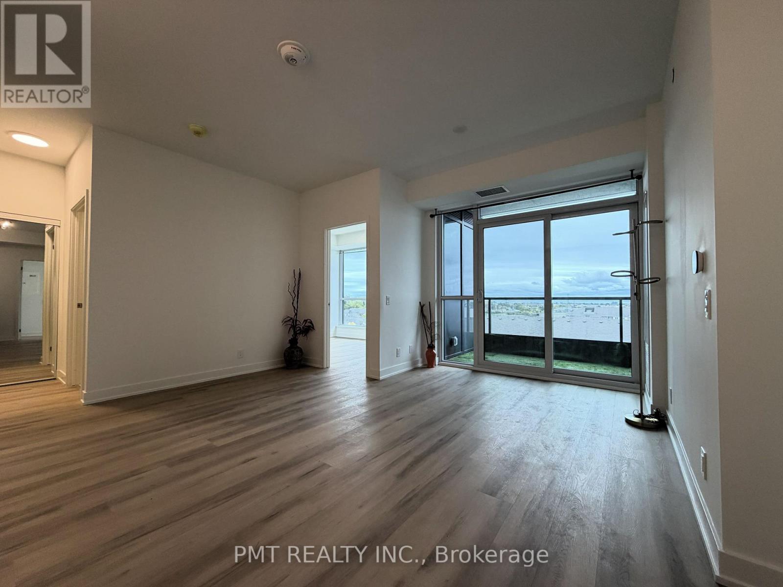 607 - 20 Deans Drive, Toronto (Clairlea-Birchmount), Ontario  M1L 0J7 - Photo 5 - E14099298