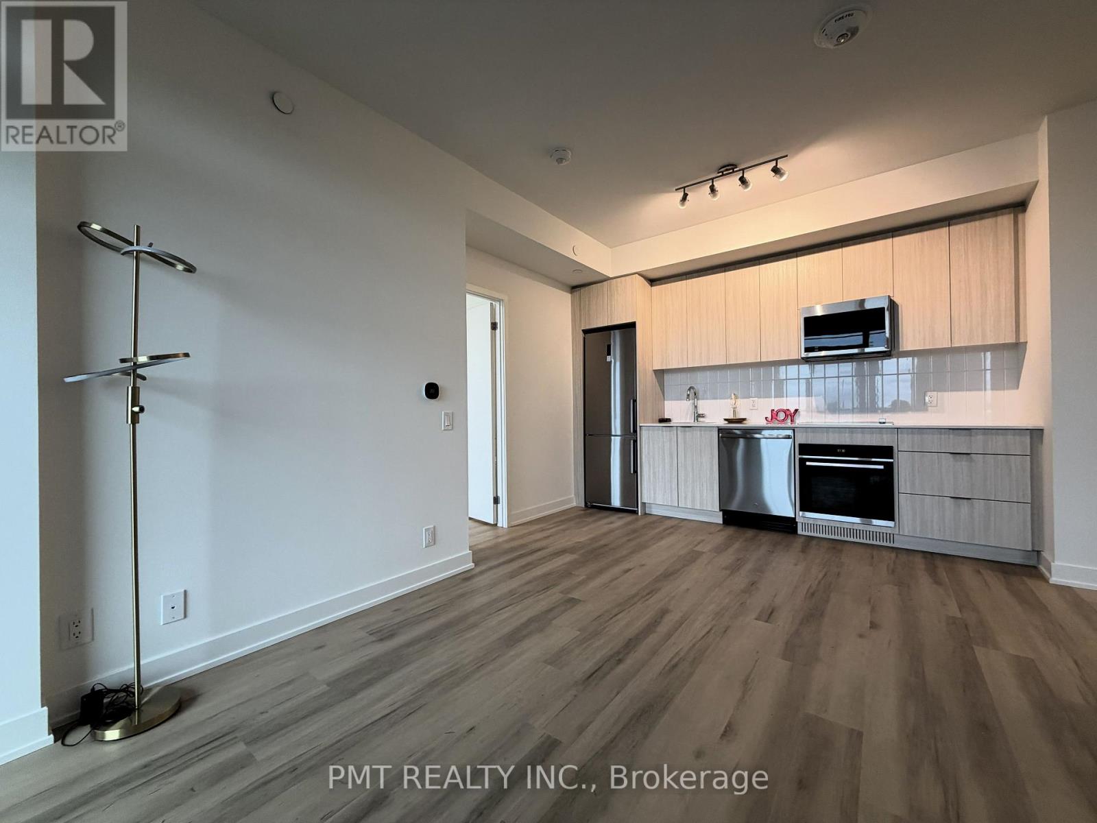 607 - 20 Deans Drive, Toronto (Clairlea-Birchmount), Ontario  M1L 0J7 - Photo 7 - E14099298