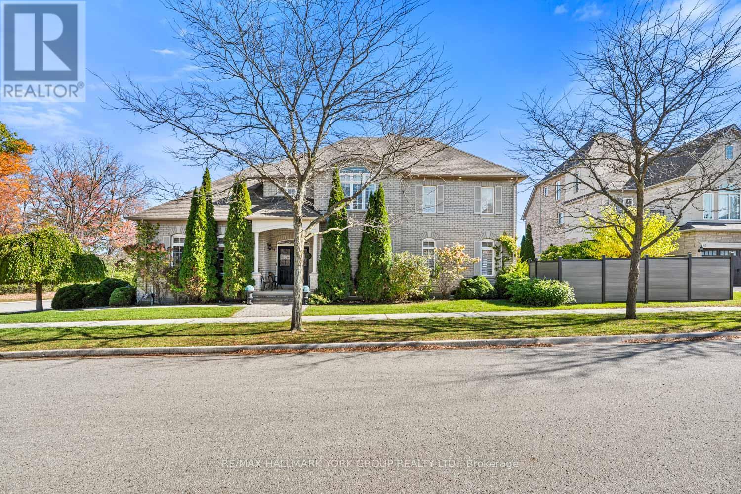 53 Catalina Crescent, Richmond Hill, Ontario  L4S 2B9 - Photo 2 - N14099164