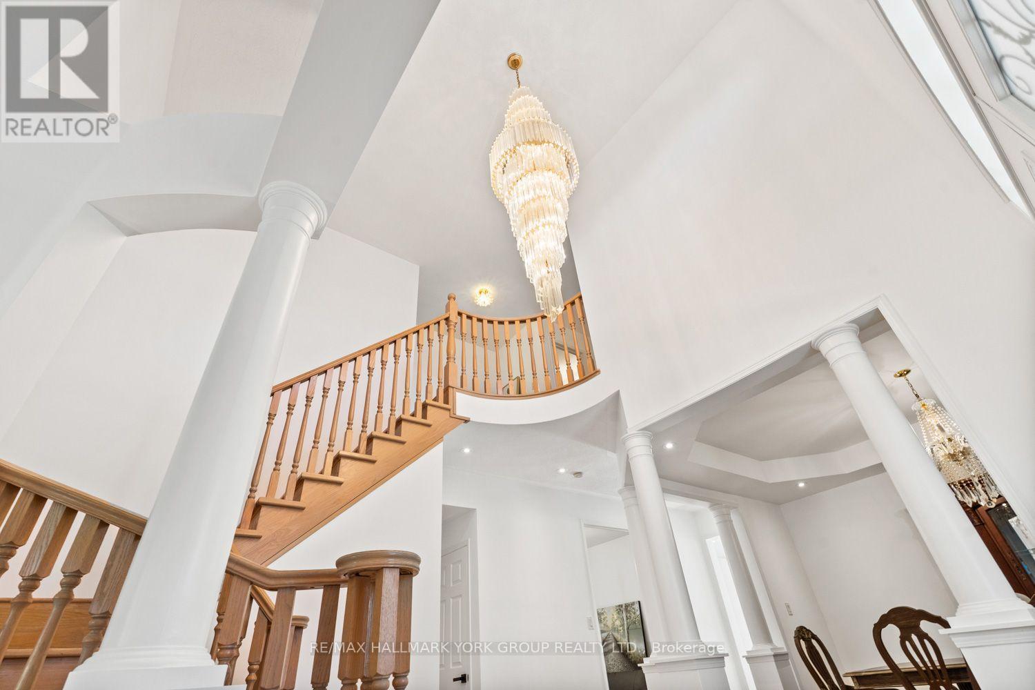 53 Catalina Crescent, Richmond Hill, Ontario  L4S 2B9 - Photo 9 - N14099164