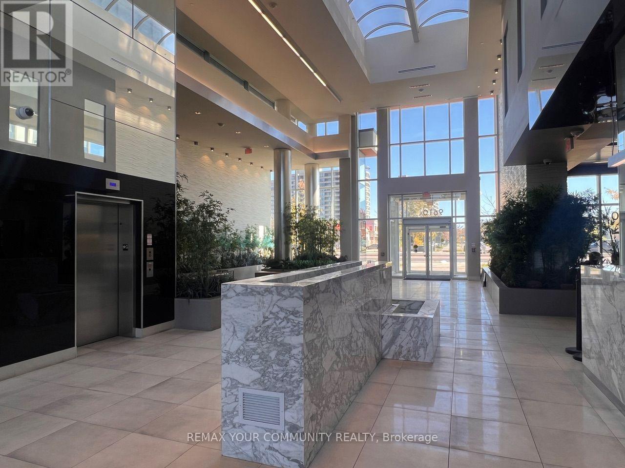 1602b - 9600 Yonge Street, Richmond Hill, Ontario  L4C 0X3 - Photo 2 - N14099272