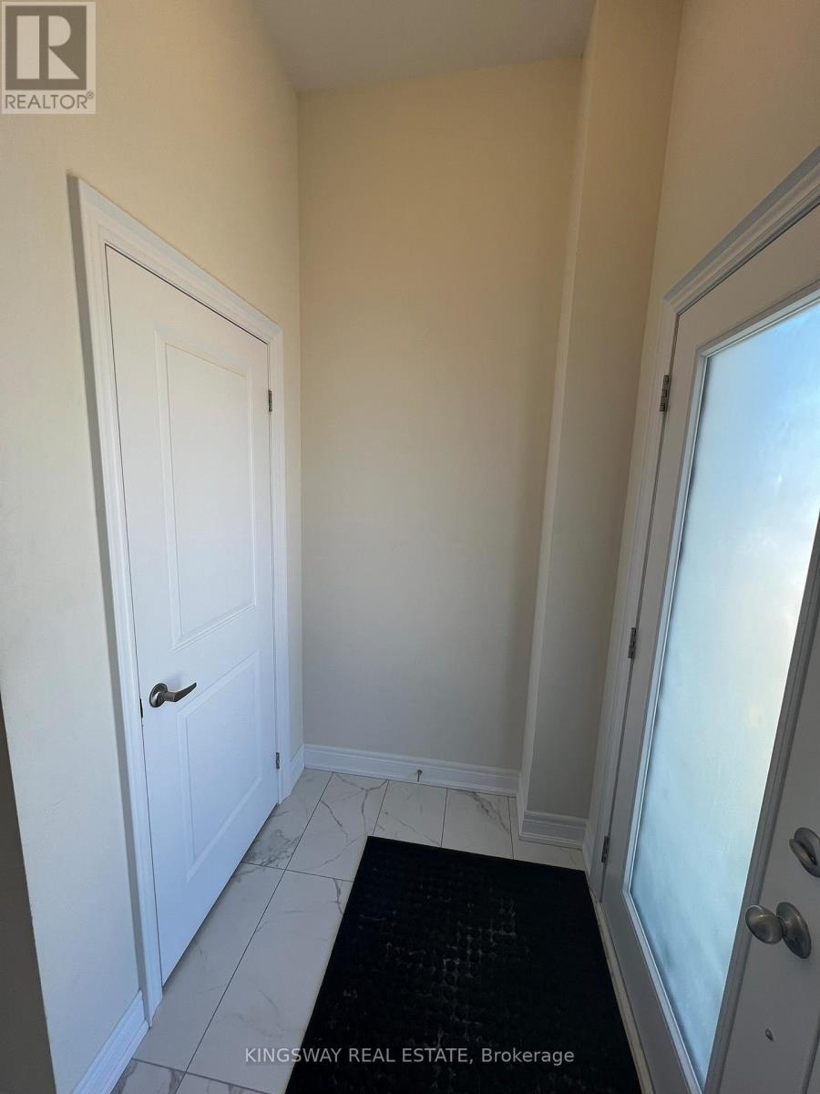 255 Atkinson Street, Clearview, Ontario  L0M 1S0 - Photo 4 - S14099310